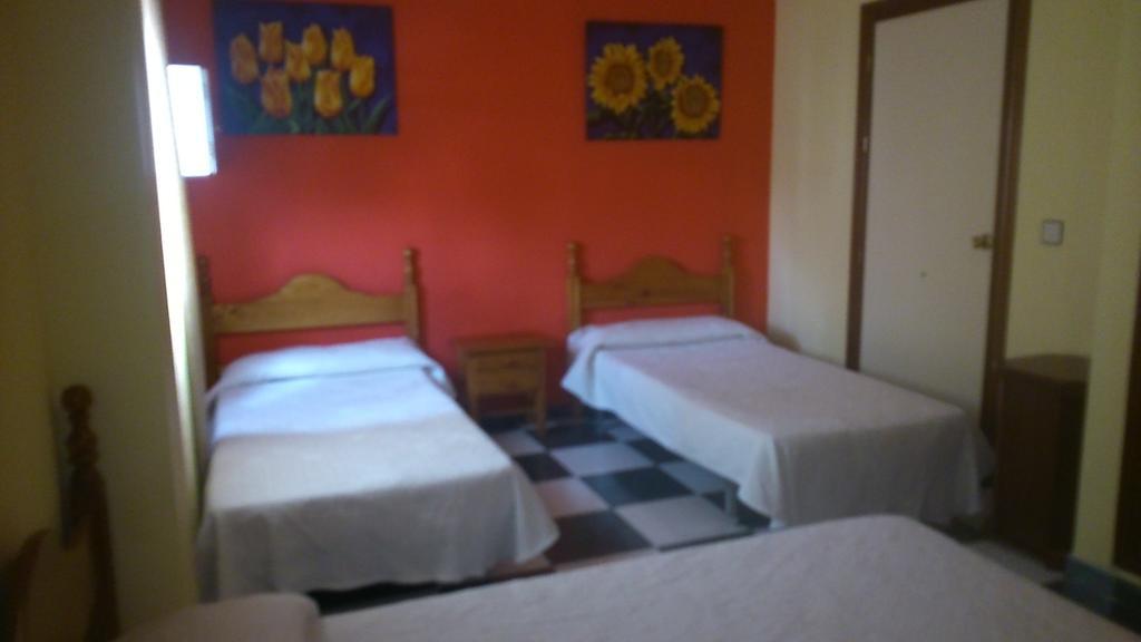 Hostal El Camionero Burguillos Del Cerro 객실 사진