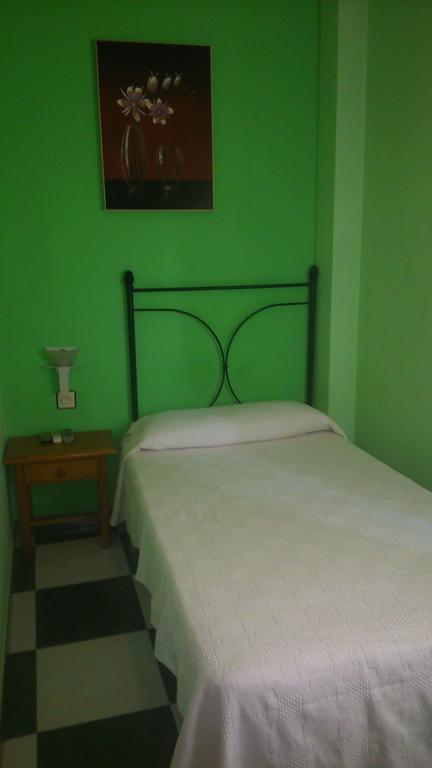 Hostal El Camionero Burguillos Del Cerro 객실 사진