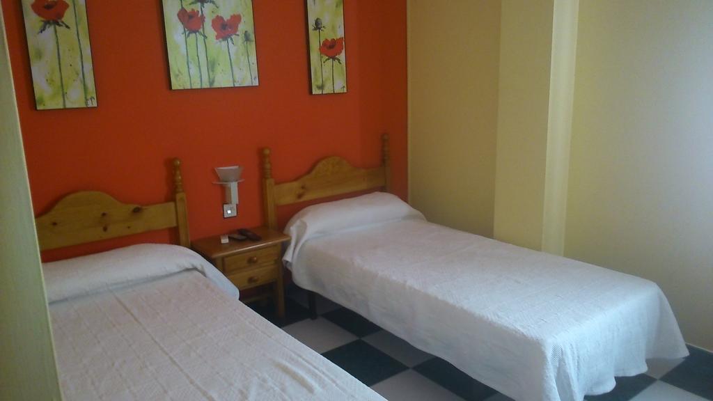 Hostal El Camionero Burguillos Del Cerro 객실 사진